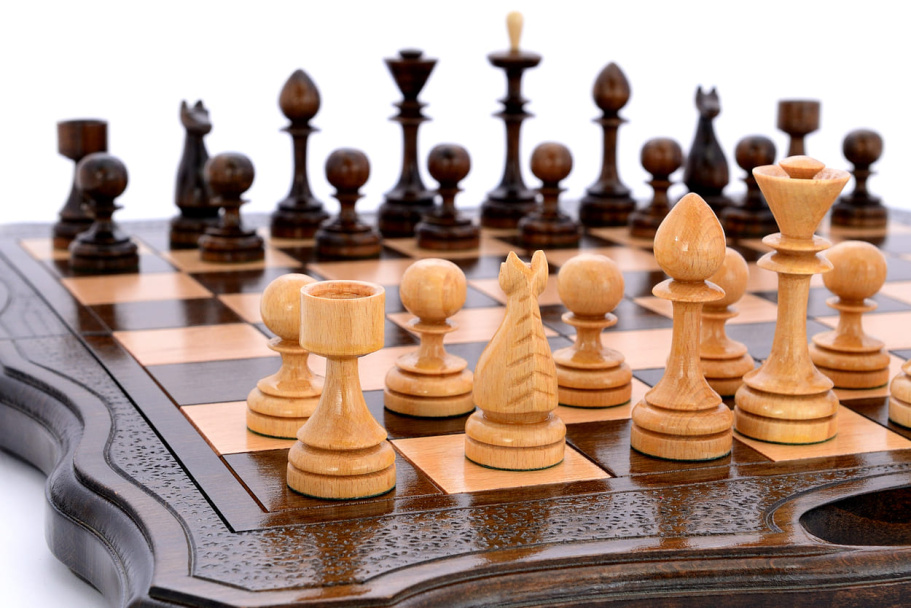 Шахматы + нарды резные "Defent" 50, Harutyunyan купить в Краснодаре