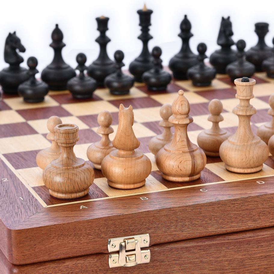 Шахматы в ларце "Гамбит" бук, WoodGames купить в Краснодаре