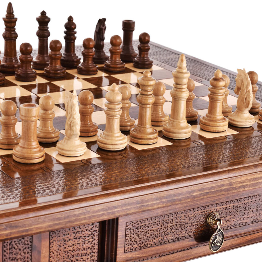 Стол ломберный Шахматы резные "Цитадель" 60 купить в Краснодаре