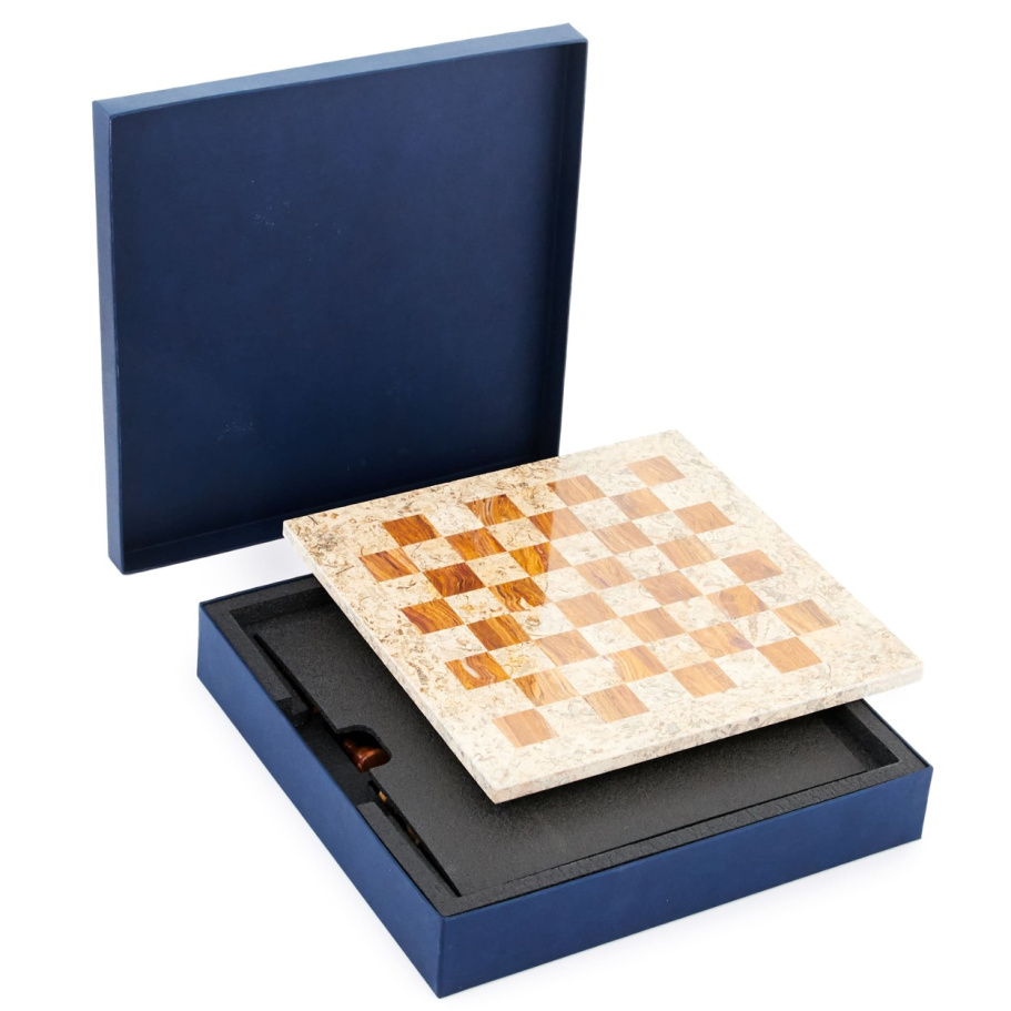 Шахматы каменные "Грация" яшма и ракушечник 30 купить в Краснодаре