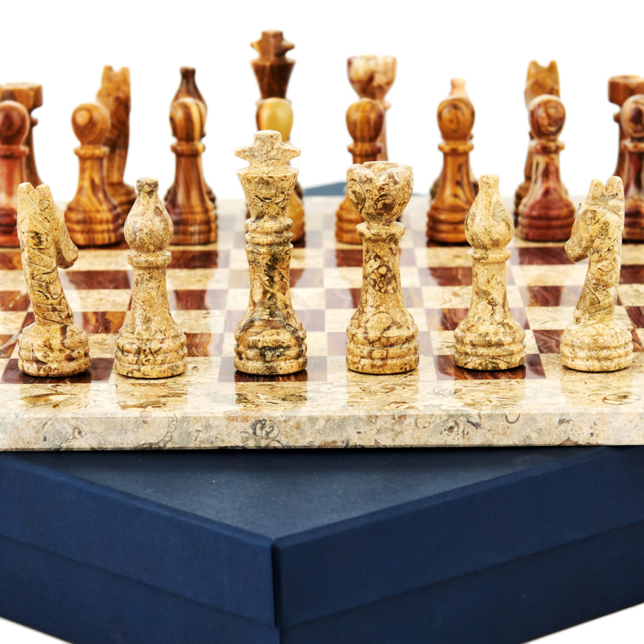 Шахматы каменные "Карфаген" яшма и ракушечник 40 купить в Краснодаре