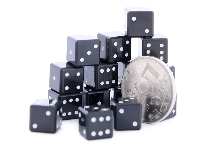 Кости игральные из черного обсидиана, 10 мм (2 шт), Harutyunyan купить в Краснодаре