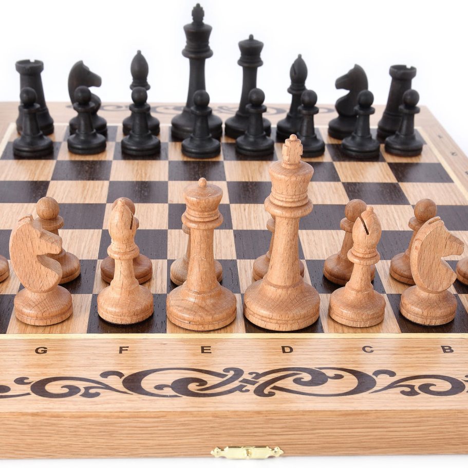 Шахматы + нарды резные "Блокер" дуб, WoodGames купить в Краснодаре