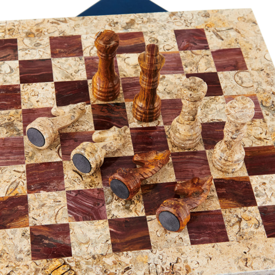Шахматы из камня "Карфаген" яшма и ракушечник 30 купить в Краснодаре