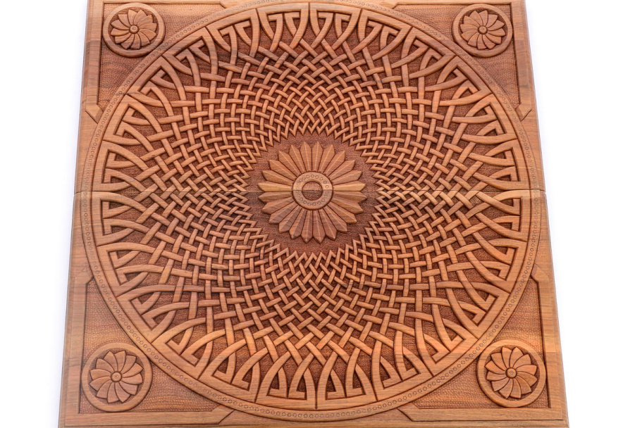 Нарды резные Коллаборация "Гектор" большие 60, Безумец купить в Краснодаре